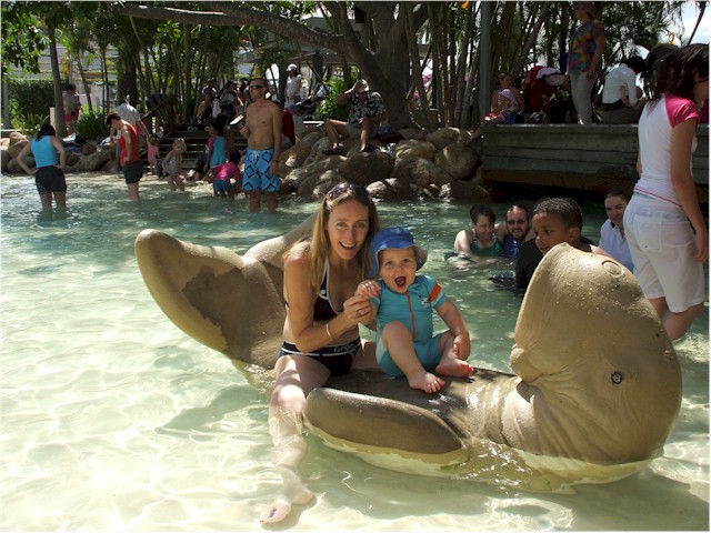 New Caledonia to Australia 2008/09 Pippa and Xavier visit us from Sydney and enjoy a day out at South Bank.