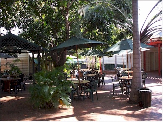 Australia Part 1 2007/08 Broome started out as a pearling town and had a lot of Chinese and Japanese workers.