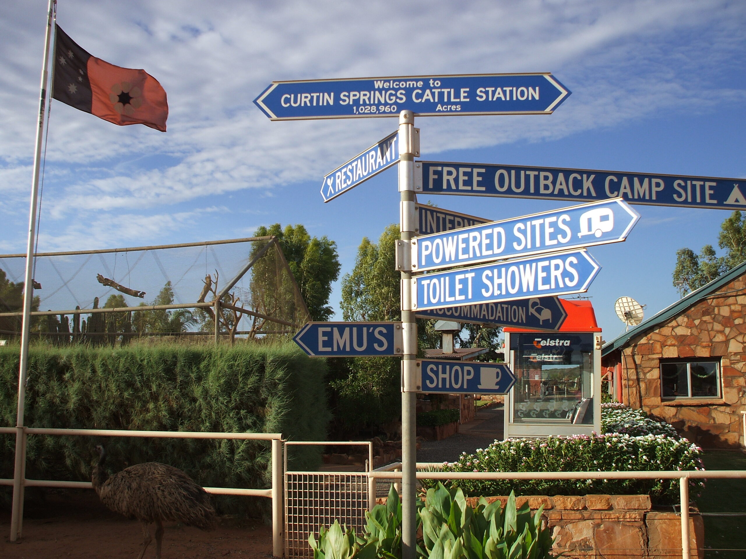 Australia Part 2 2007 Curtin Springs - a cattle station larger than Belgium!