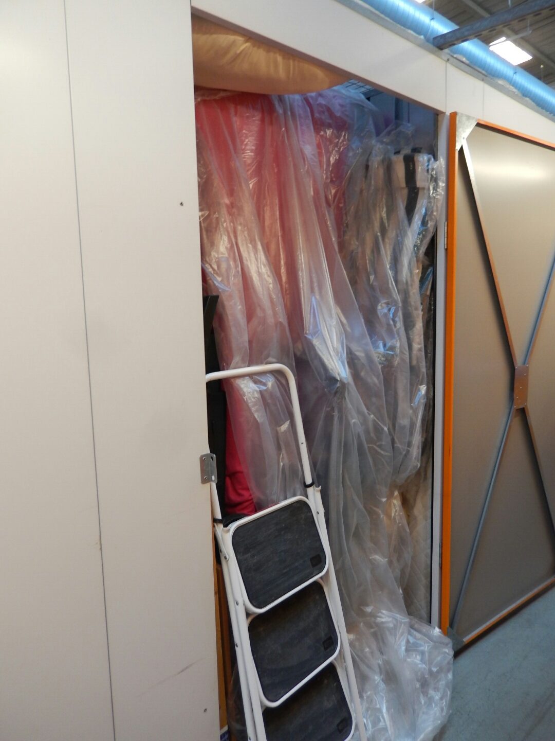 Return to the UK 2015 It was full to the brim!