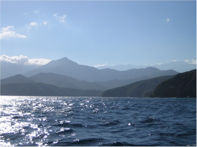 ABC Islands to Colombia 2006 We coastal-hopped along the coast of Colombia - stunning fiords next to the Andes.