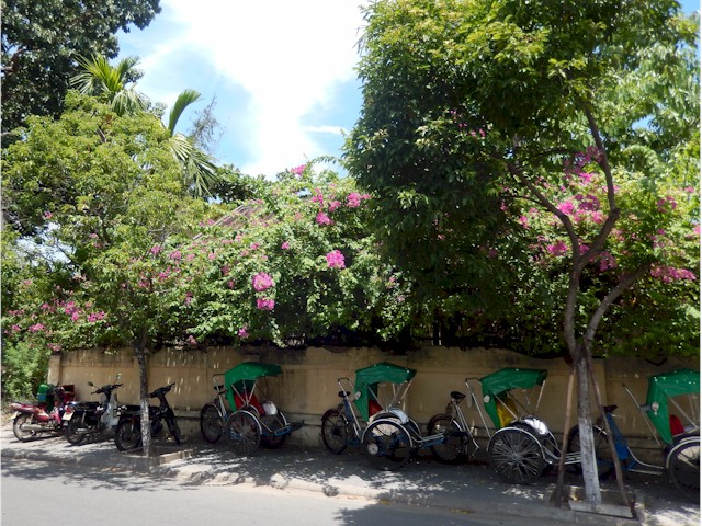 SE Asia Tour 2014 For the tourists...