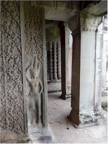 SE Asia Tour 2014 The bas relief carving is astounding - it goes on for miles.