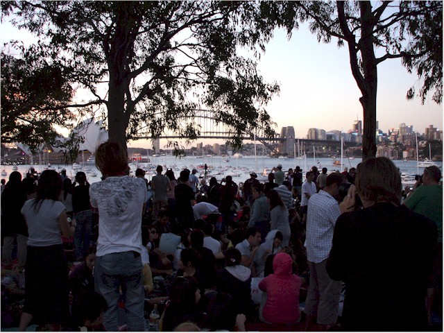 New Caledonia to Australia 2008/09 ... we finally squeeze into a spot with a view of the Sydney Harbour Bridge.