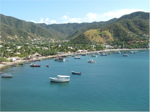 ABC Islands to Colombia 2006 Taganga - a lovely harbour along our way.