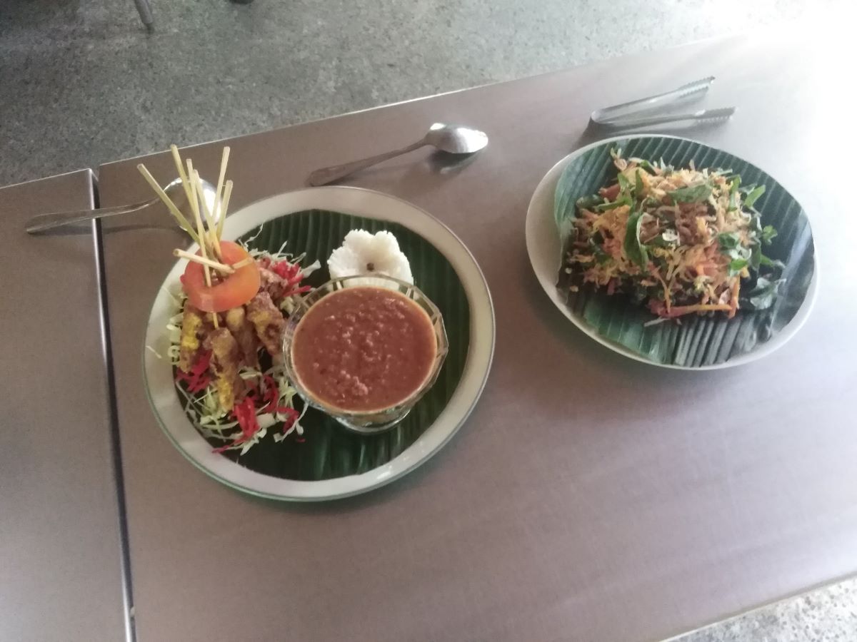 Bamboo Cooking School