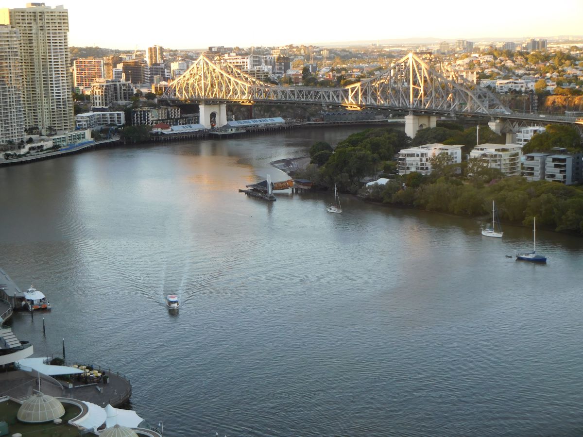 A trip to Brisbane for our Wedding Anniversary...
