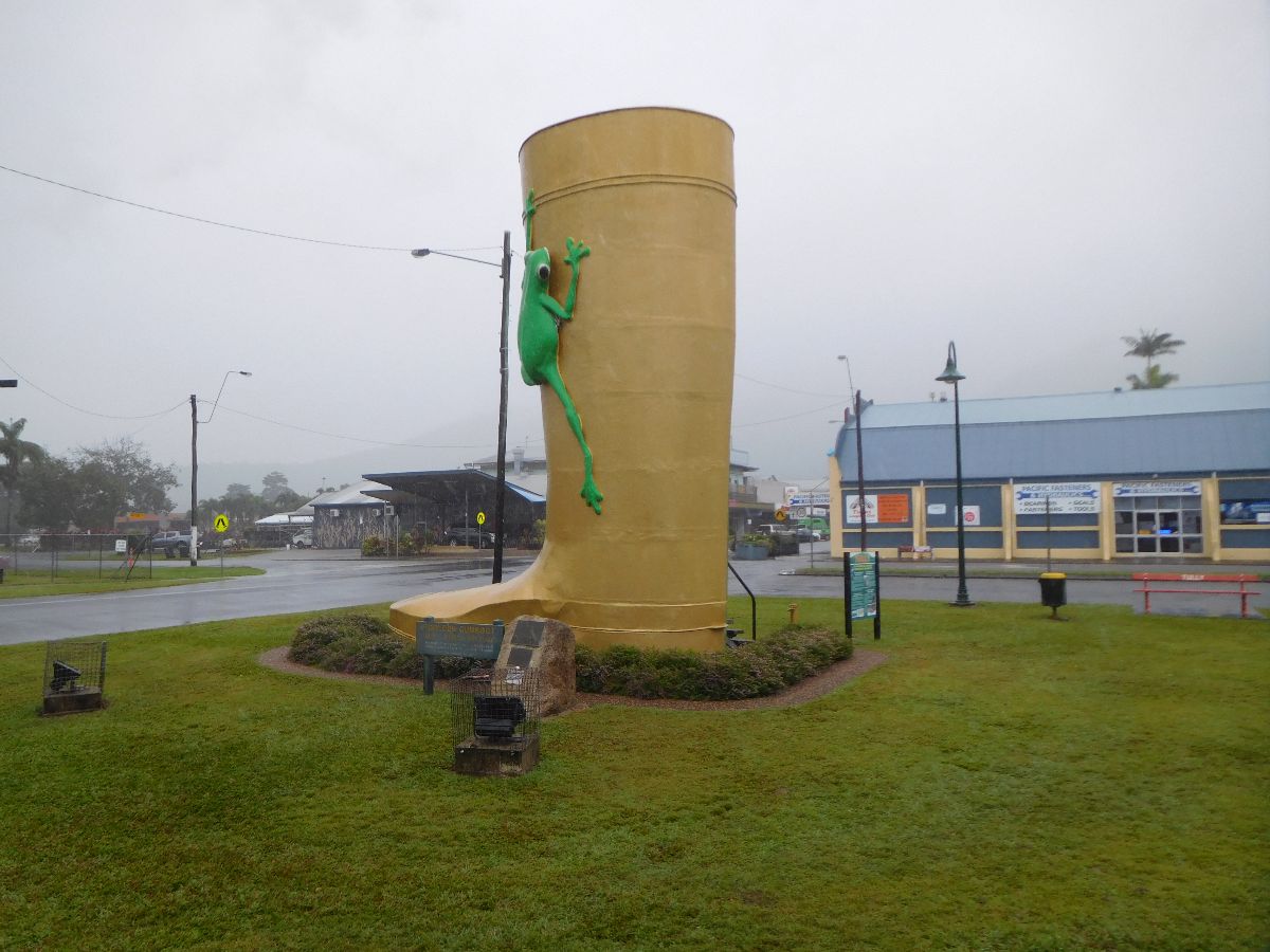 The Golden Gumboot, Tully
