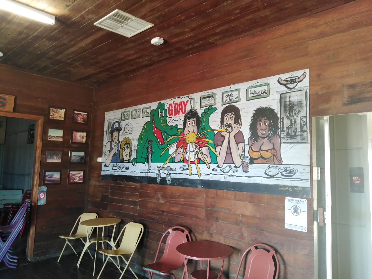 We stopped at the Walkabout Creek Hotel
