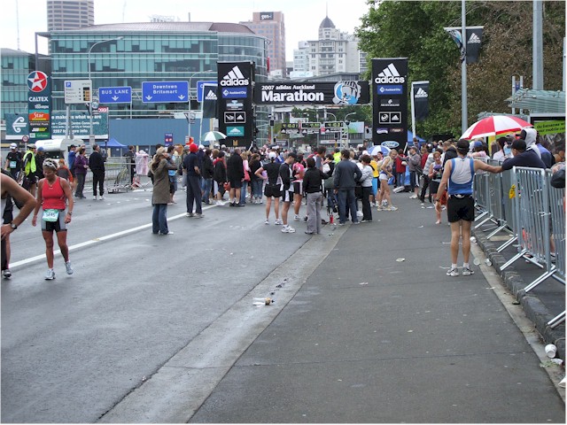 Watching the start of the Auckland Marathon.