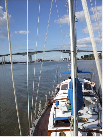 Celia Mary takes a trip down the Brisbane River - Keith enjoyed his day out!