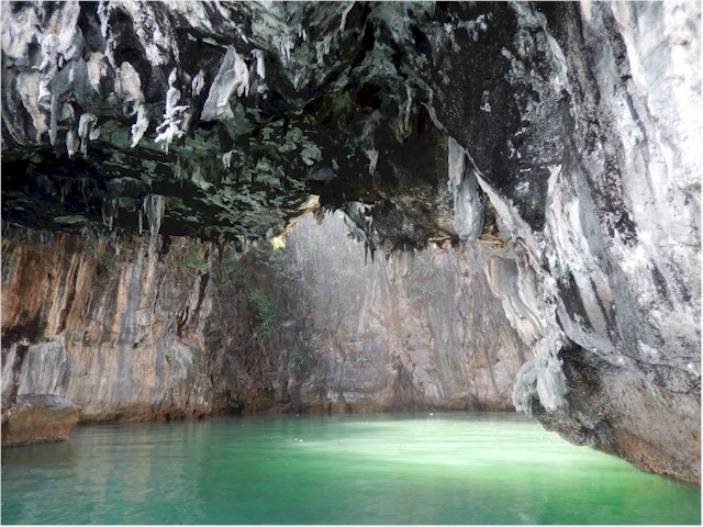 ... and the caves are awesome to explore by dinghy.