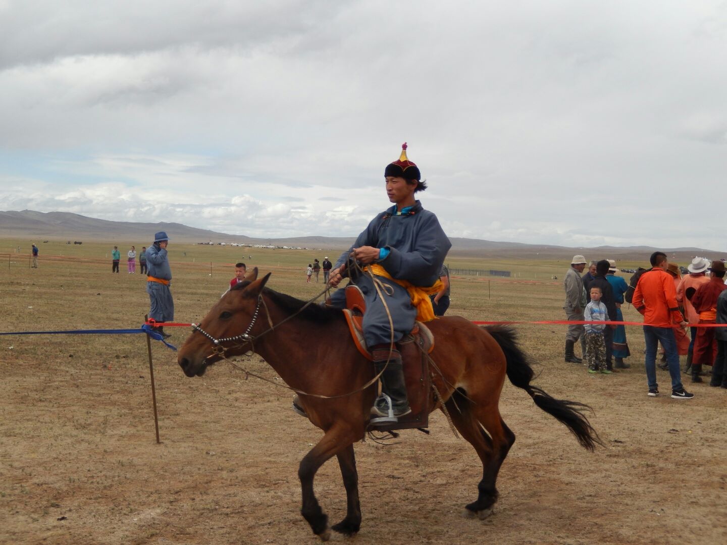 A gentle canter to the start line - a long way...