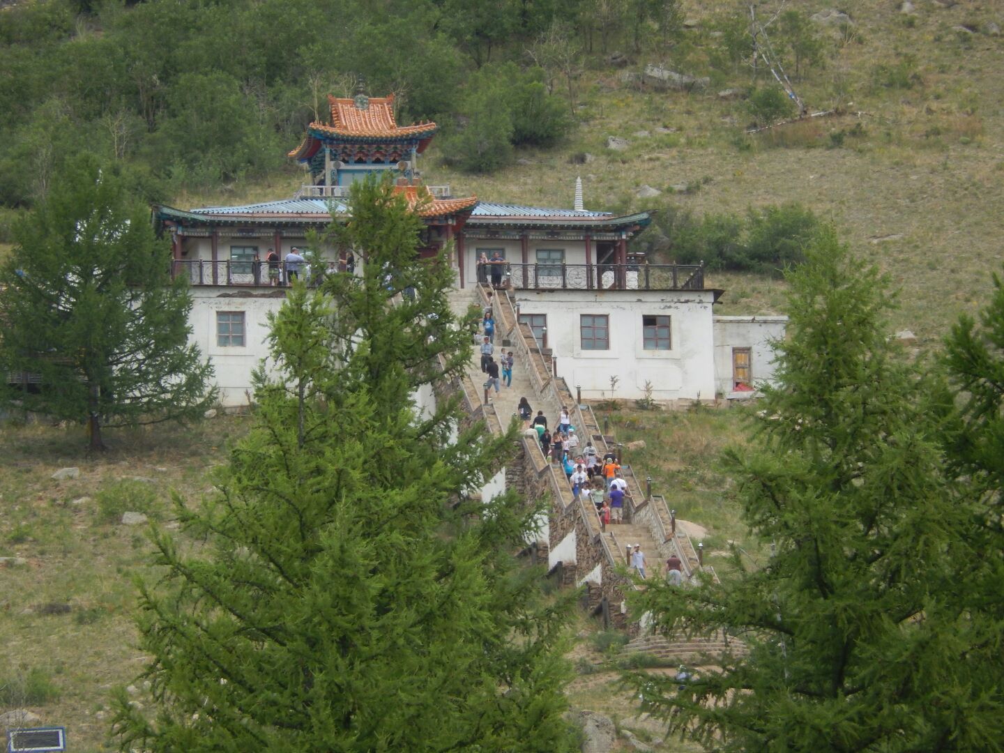 Another buddhist temple out in the countryside.