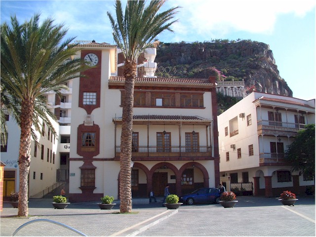 Isla la Gomera has a very interesting history...
