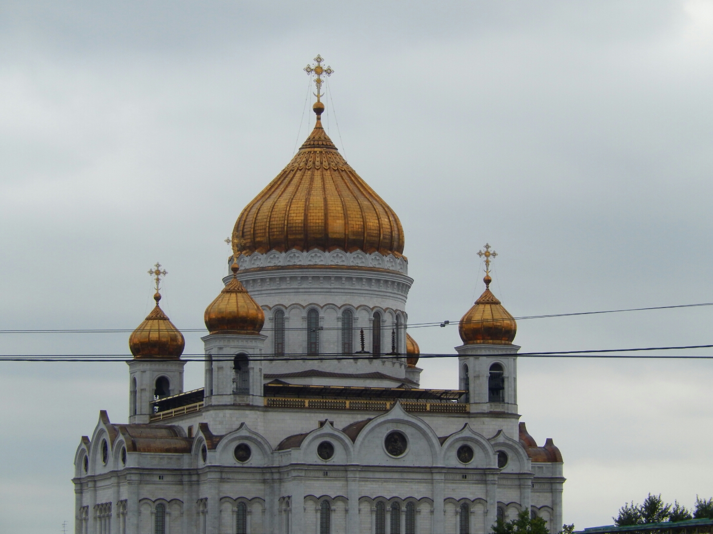 Cathedral of Christ the Palace from across the Moskva River.
