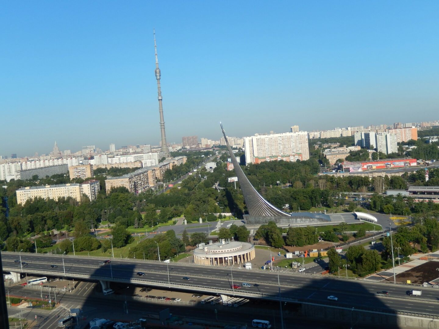 From the 23rd floor we had a view over the Cosmonauts Park.