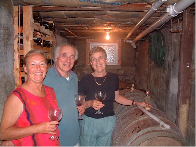 
Dom and Carol Alia whose hospitality we enjoyed on City Island!