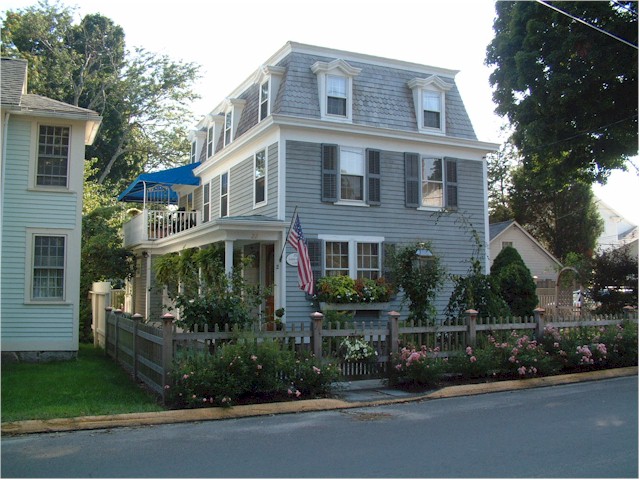 The pretty town of Essex, Connecticut.
