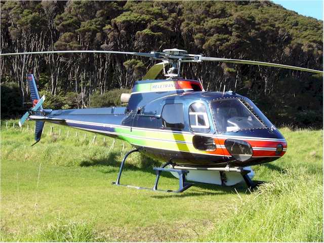 Tony & Julie of Heletranz give us a sightseeing flight around Great Barrier Island - terrific!