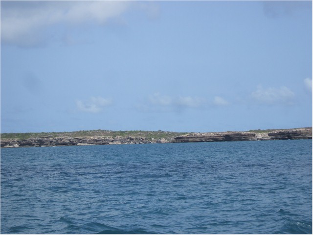 
The Hole in the Wall is a scary shortcut through the Wessel Island chain. We still can