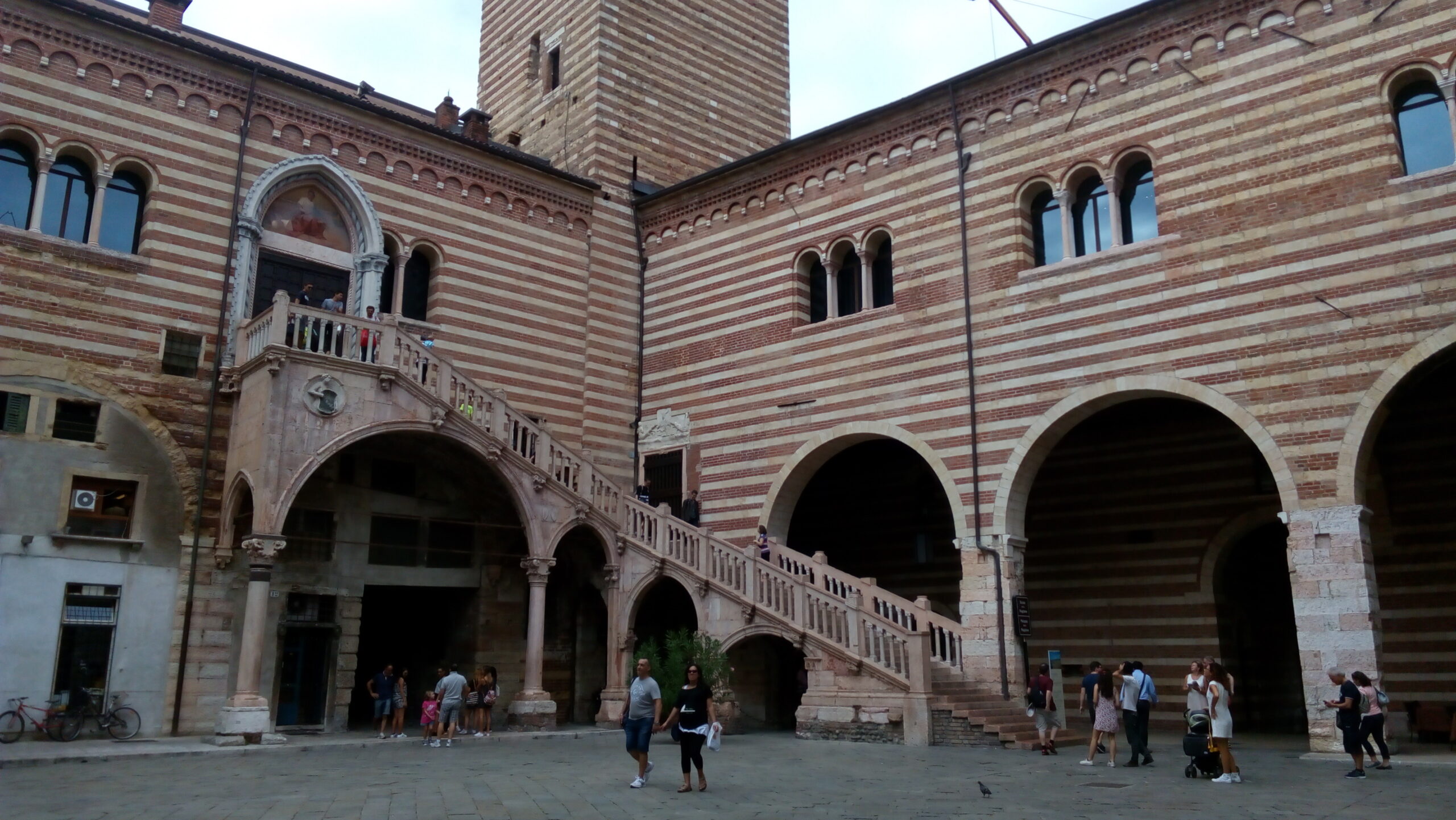 It is enriched further by the staircase Scala della Ragione, a late Gothic gem, built in pink Veronese marble.
