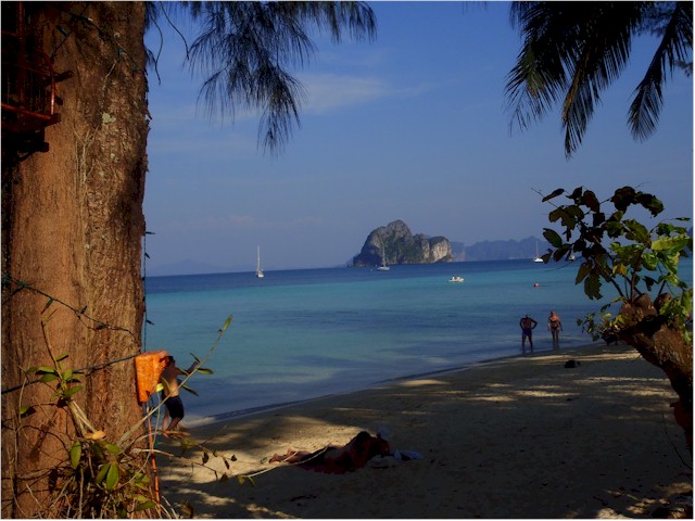 Koh Ngai was a lovely island with a resorts catering to a wide budget range...
