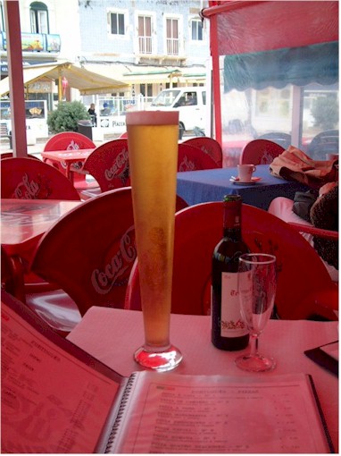 
... Keith thought the size of this glass very impressive!