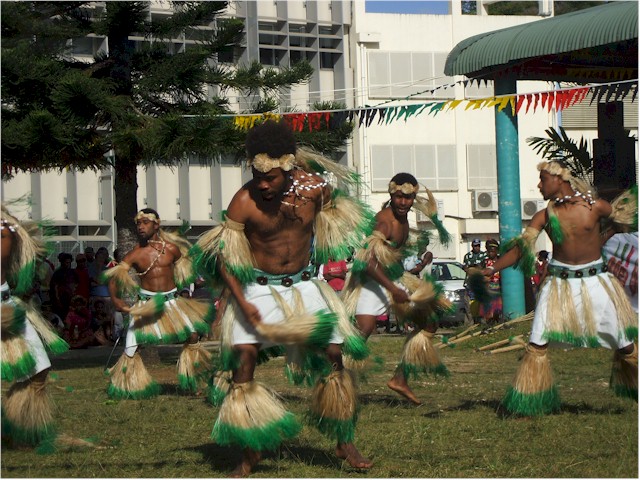 Futuna Island dancers - much more Polynesian than the Melanesian Vanuatuans.
