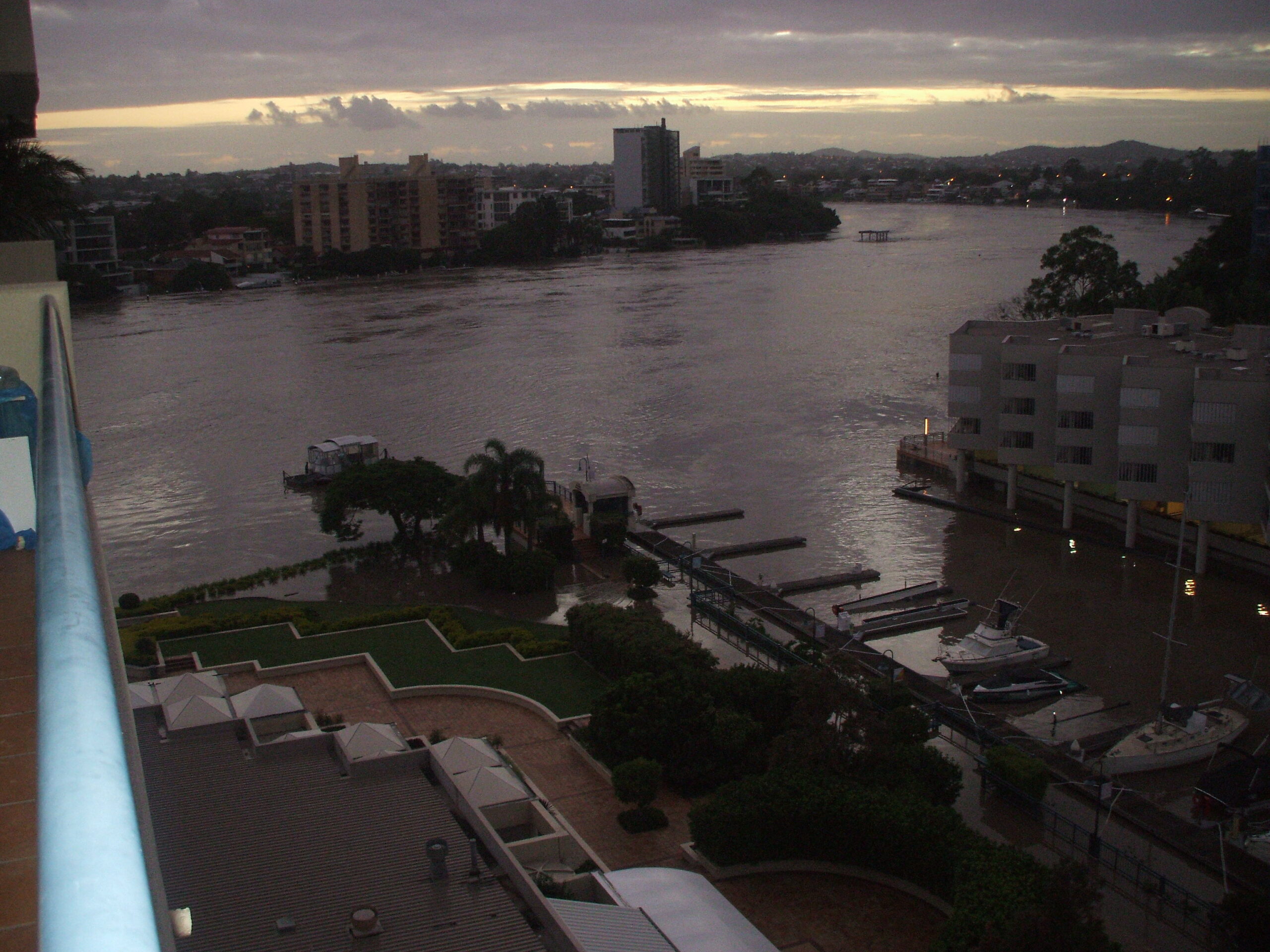 By dawn the waters cover the gardens ...
