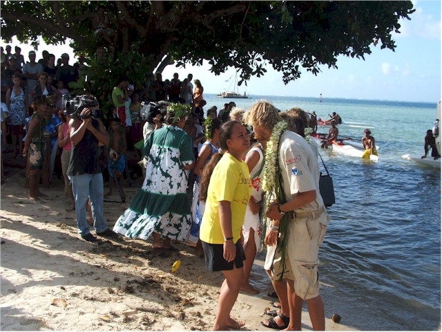 The formal tradition welcome ashore for the crew of Kon Tiki 2 (Tangaroa).