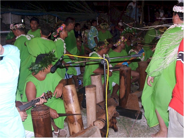 
Heiva concert with a famous dance troup from Bora Bora.