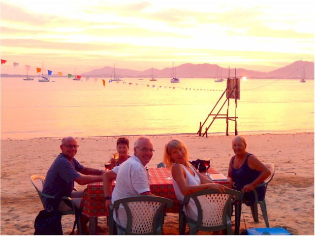 With John and Irina from Footloose and Roz and Kev from Santana for a final dinner before we all headed in different directions.

