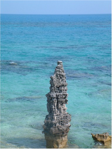 Tobacco Bay - with coral and turquoise blue water...
