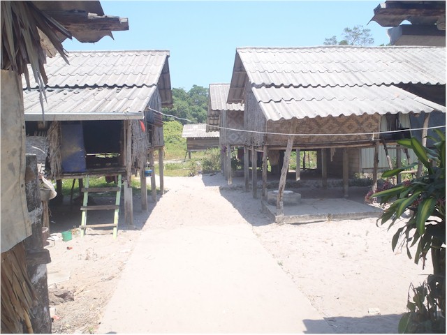 We all walked across to a local village bearing bags of goodies for the sea gypsies who scrape a living in the over-fished waters.
