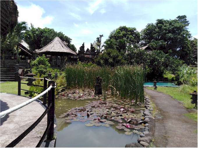 Once again, the grounds were amazing...