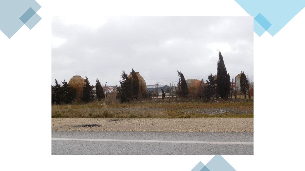 on the road to granada (3)