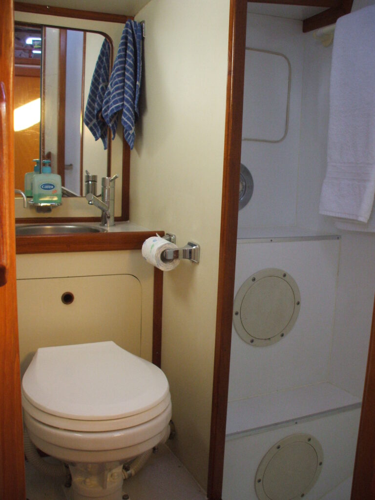 Boat Information poco andante 005