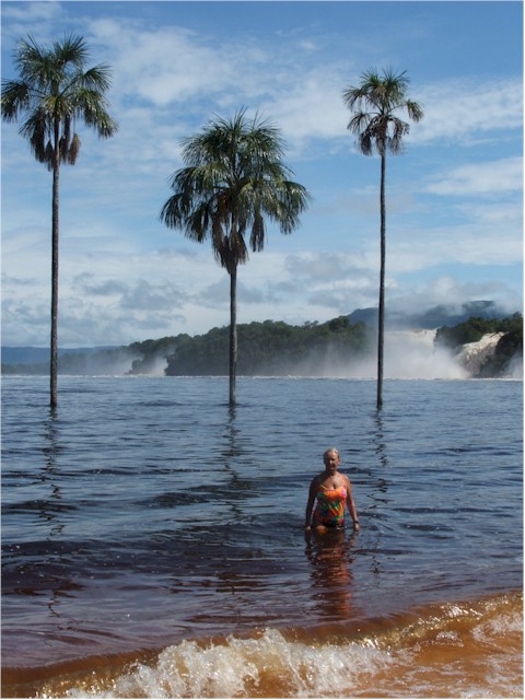 Canaima Lagoon - awesome!