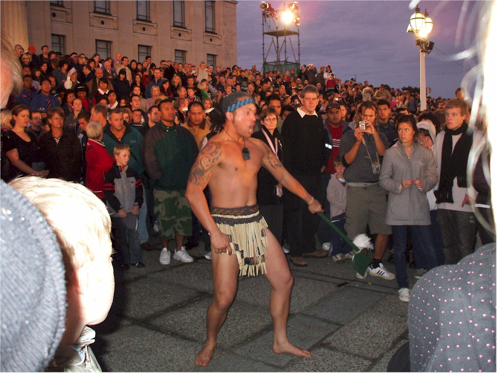 Anzac Day dawns - with a Maori tribute to the dead...
