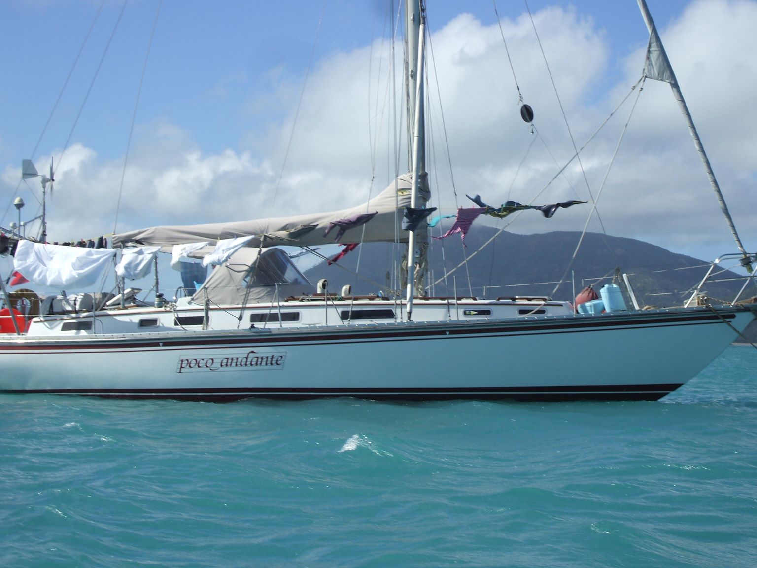 But laundry still needs to be done - 20knot winds were a challenge!
