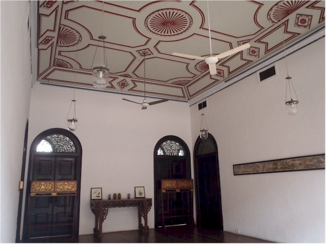 The mansion is open to the public for daily tours so it was a privilege to be able to wander at our leisure.
