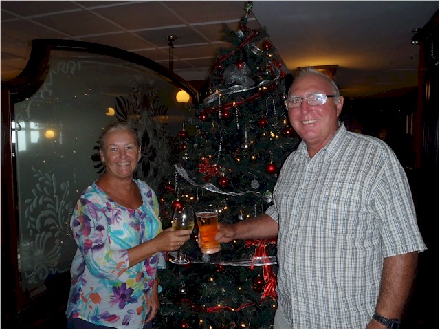 ... and a celebratory toast at the Eastern & Oriental Hotel!
