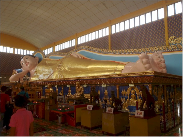 The Reclining Buddha...
