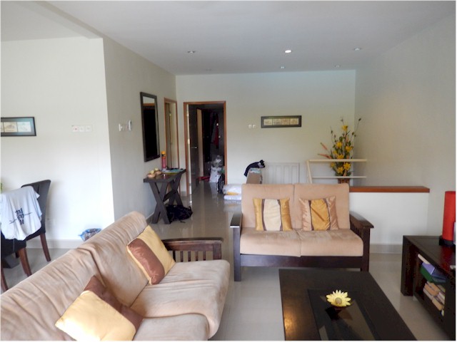 Our new temporary 'home' - a beautiful 2-bedroom apartment in Kuah, Langkawi...
