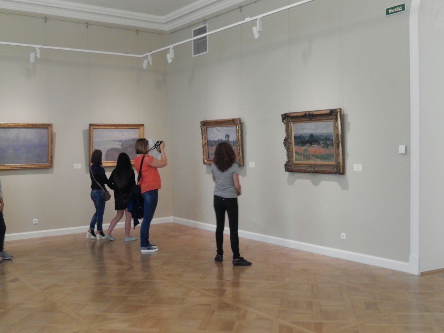 ... and was almost deserted compared to the main Museum.
