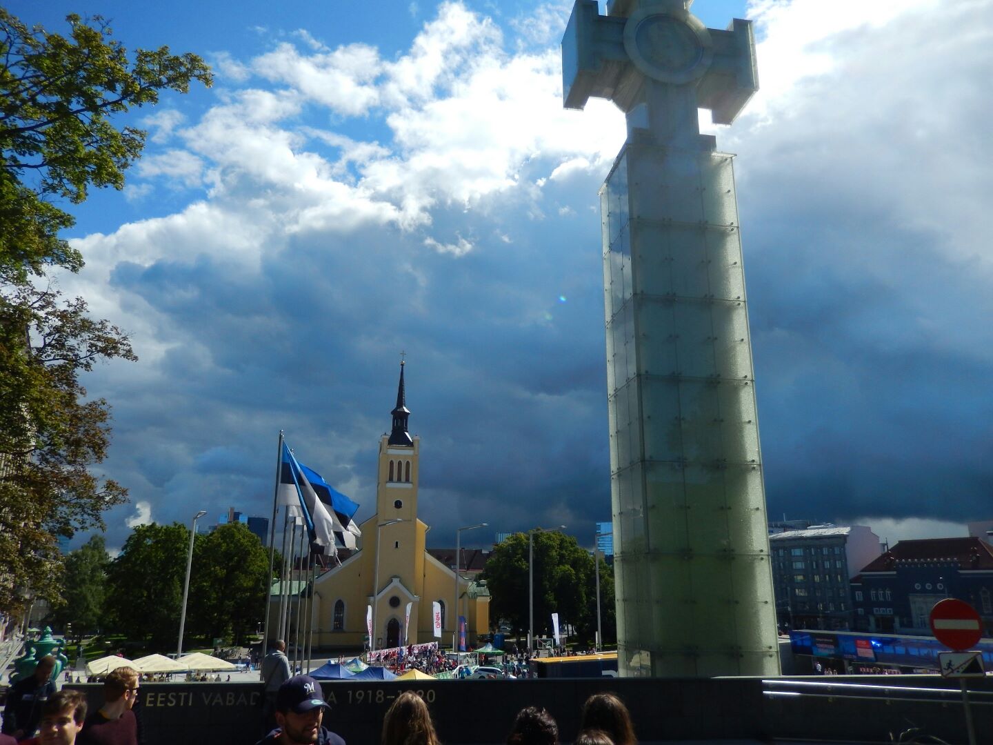 The War of Independence Victory Column is located in Freedom Square opposite St John's Church. 23.5 m high and consisting of 143 glass plates, the memorial incorporates the Cross of Liberty, Estonia’s most distinguished award.
