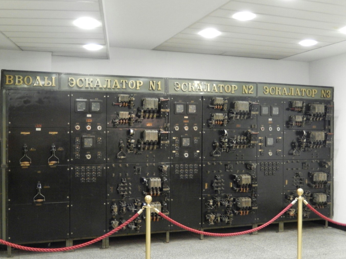 Keith discovered this old USSR switch block still on display in the basement of one of the city buildings.