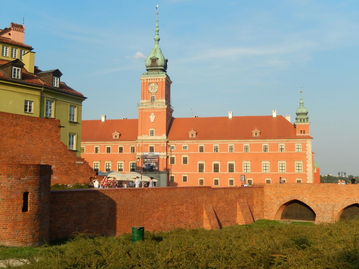 The city walls (mainly re-built 1950-1963) with the Royal Castle in the background.