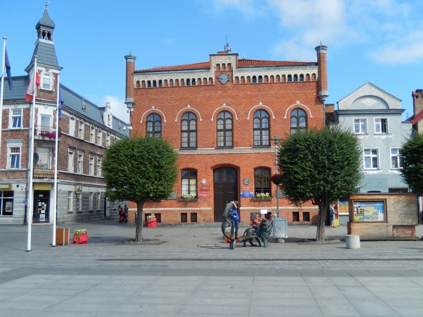 The town square in Puck...